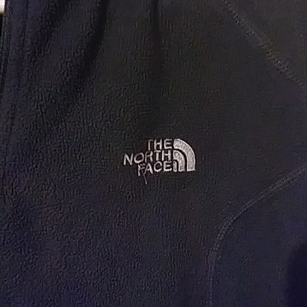 Northface Fleece Pullover - image 4